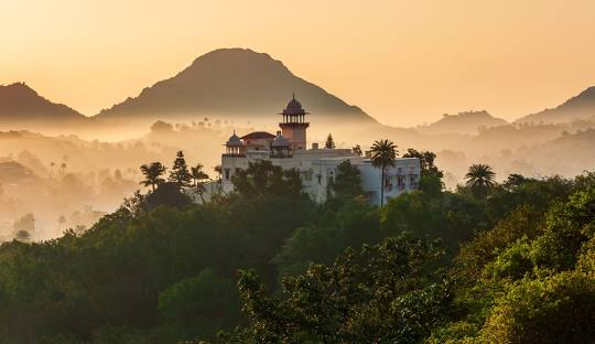 Mount aabu