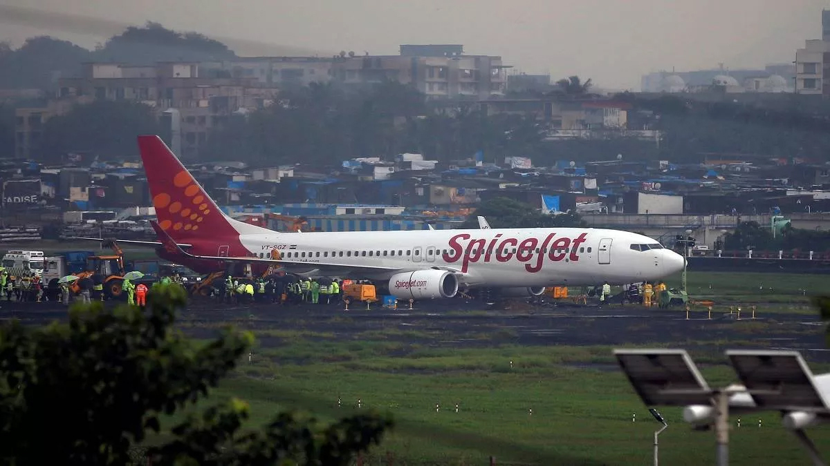 SpiceJet flight delayed by six hours