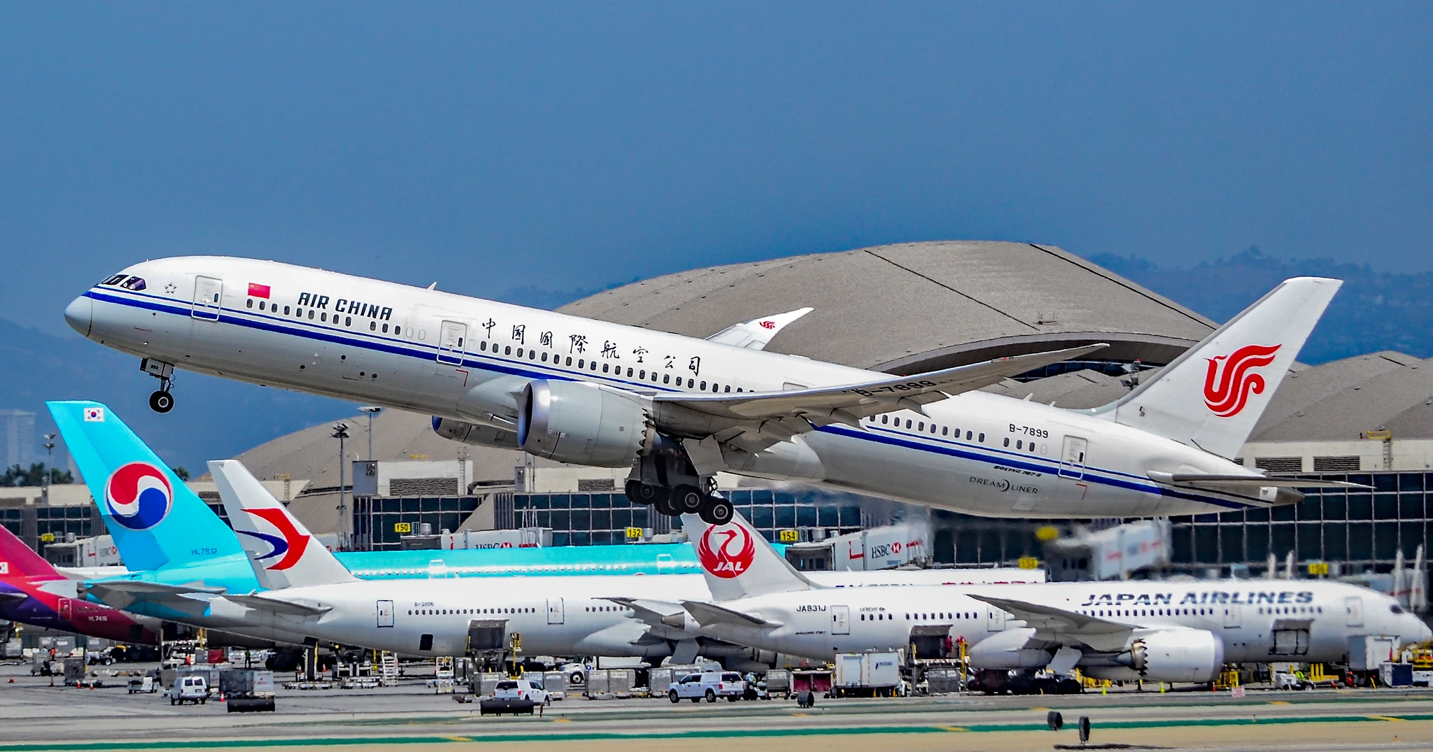 china-cancels-flights-to-japan-49-routes
