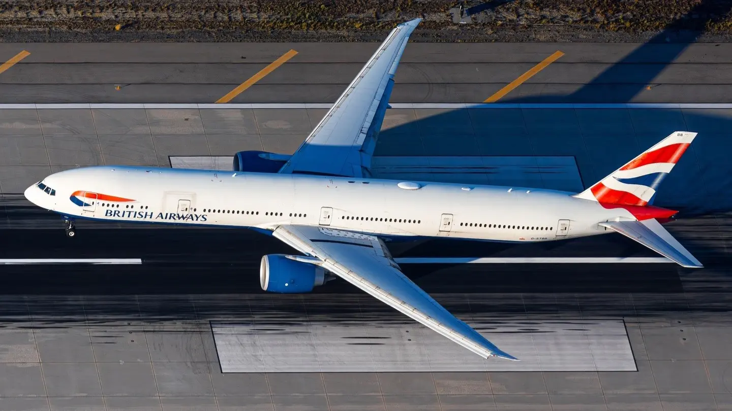 ba-777-took-off-heathrow-during-curfew
