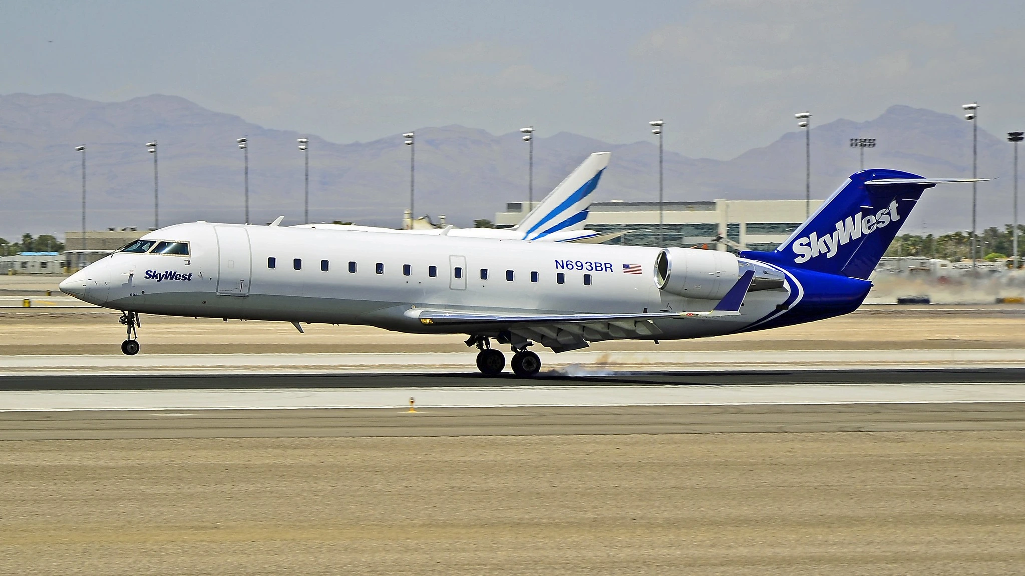 skywest-former-pilots-hacking-allegations