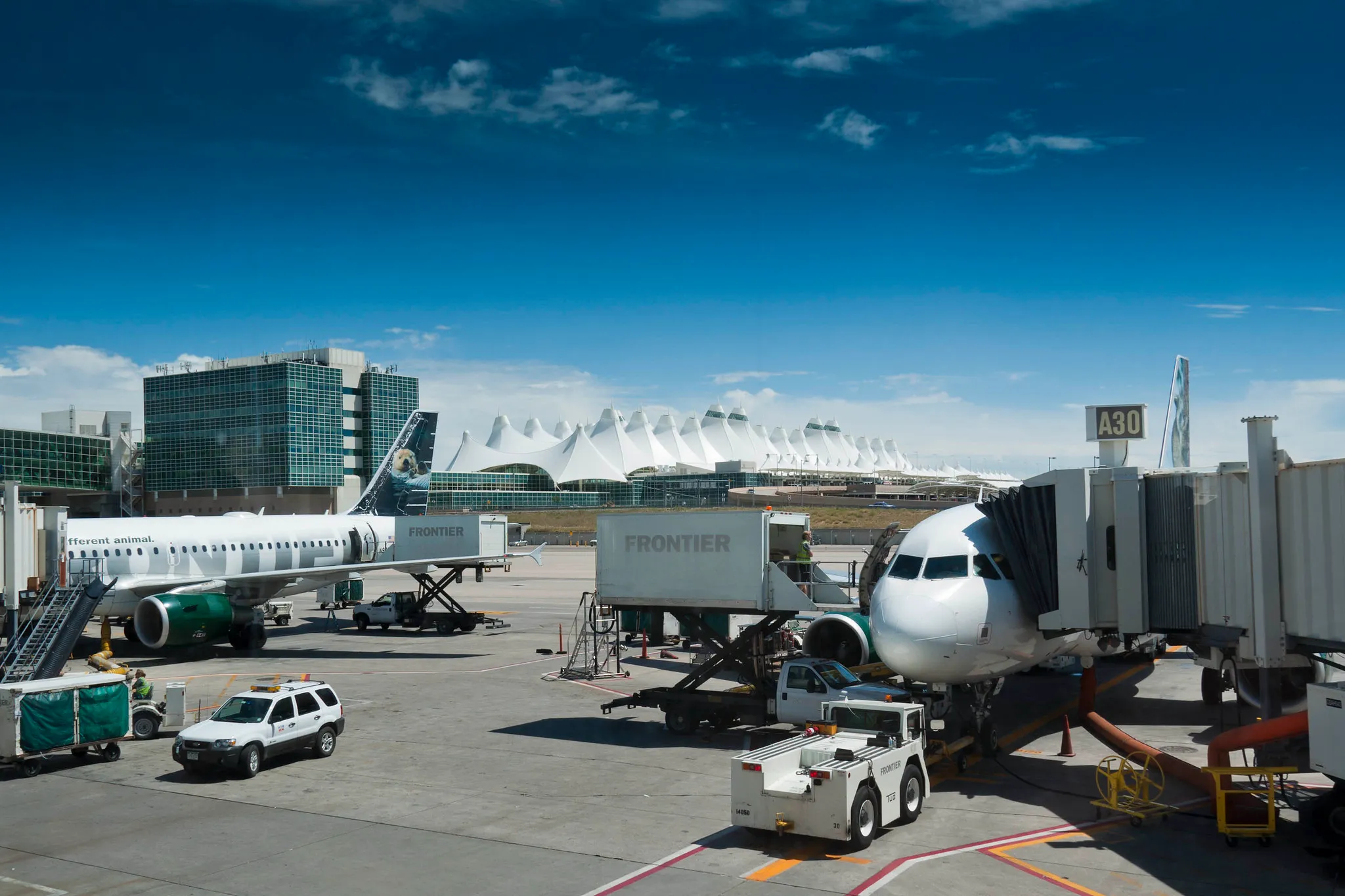 denver-airport-tsa-officers-donation-drive