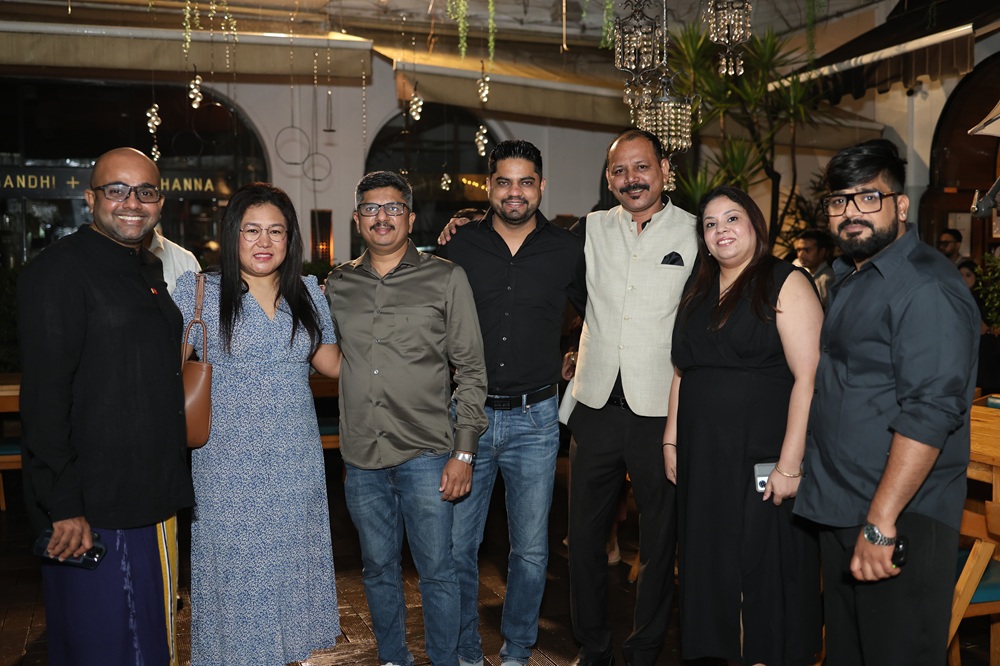 adaaran-heritance-delhi-partnership-night