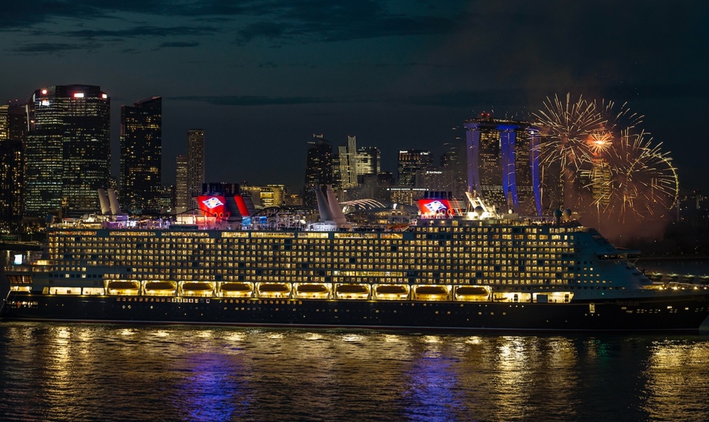 disney-adventure-singapore-maiden-voyage