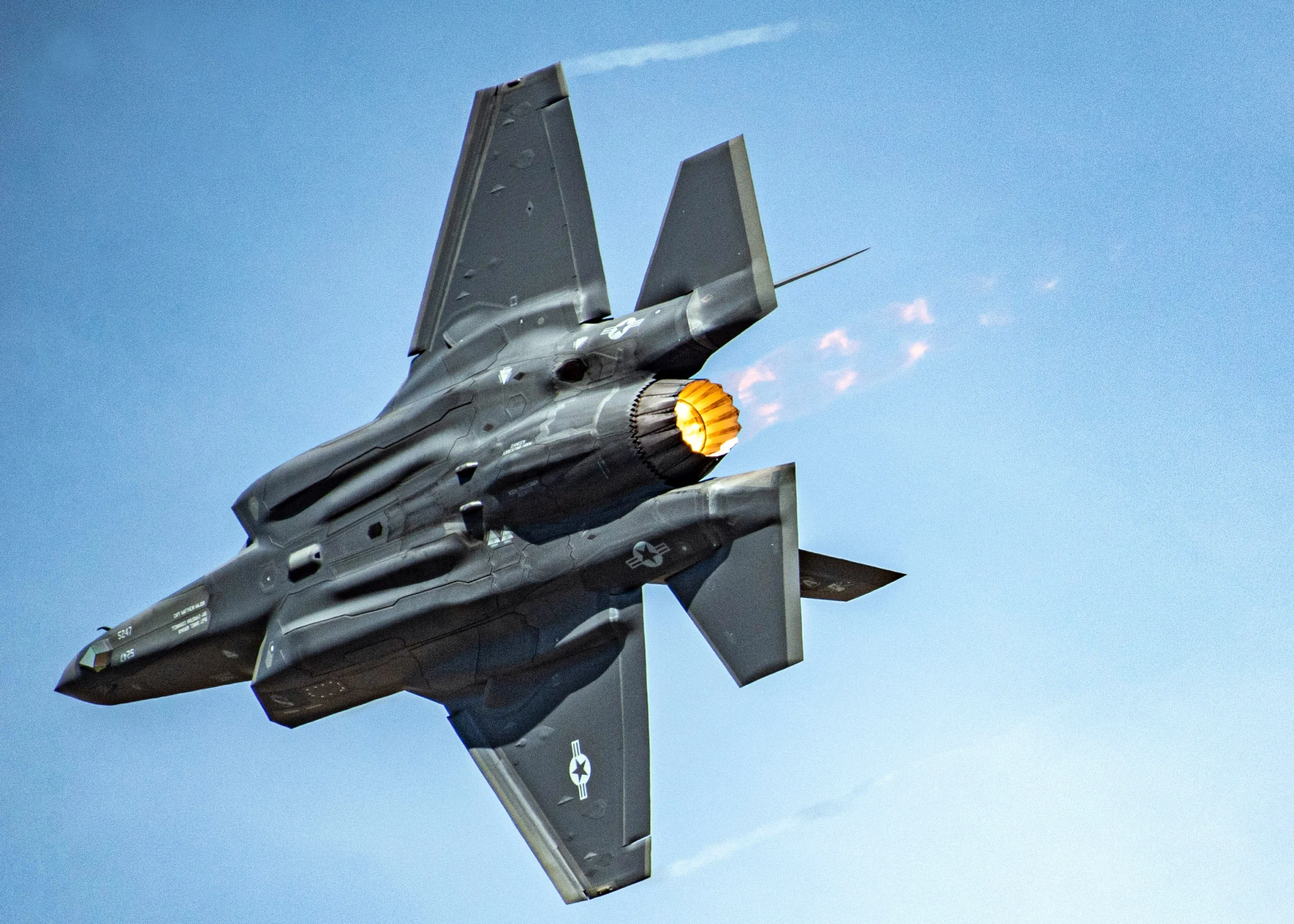 pw-fighter-jet-engine-contract-us