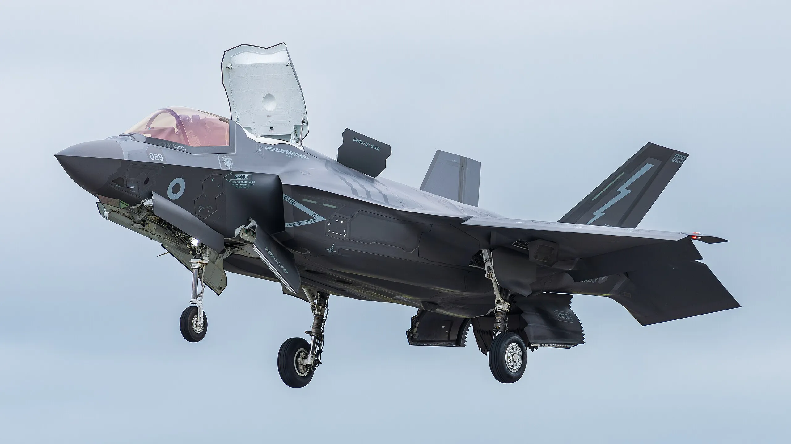uk-receives-final-most-advanced-fighter-jet
