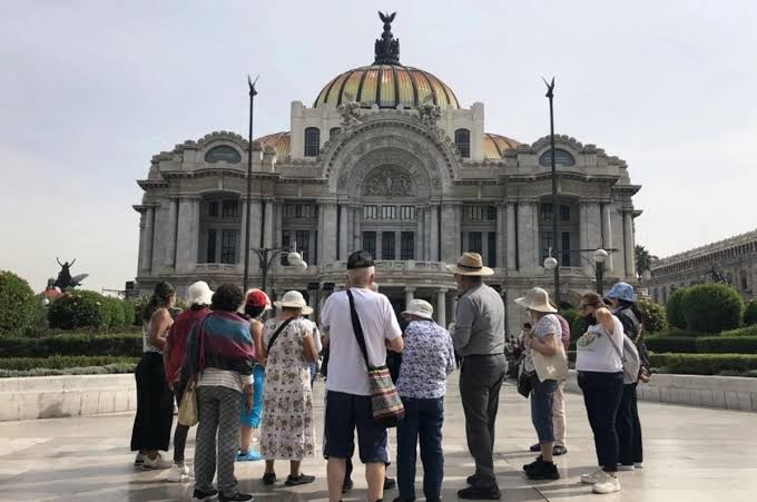 mexico-tourism-growth-race-leader