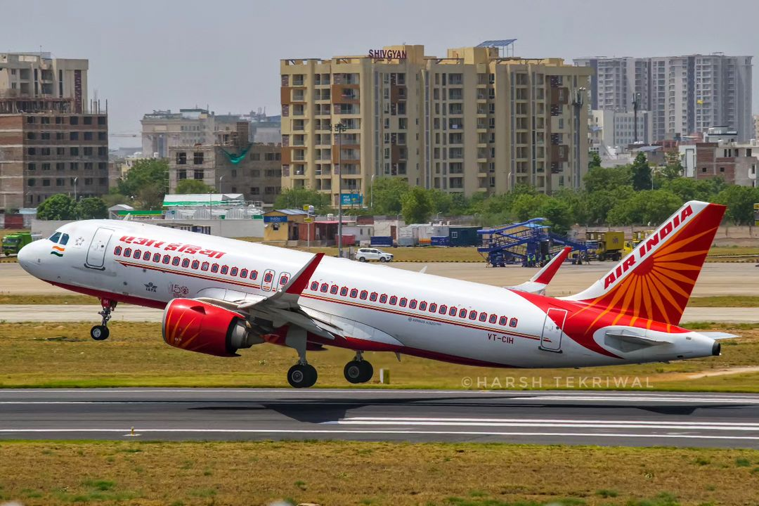 air-india-bengaluru-delhi-flight-emergency-landing