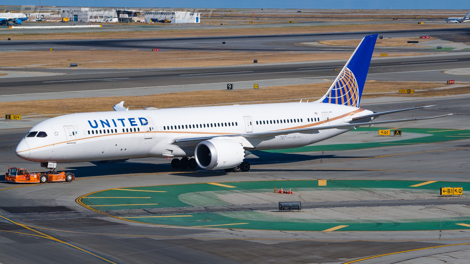 united-airlines-new-787-9-grounded-twice-in-two-days