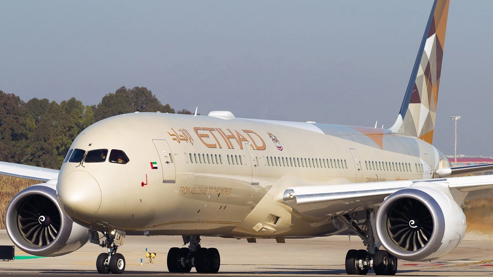 etihad-unveils-14-new-destination-inspired-amenity-kits