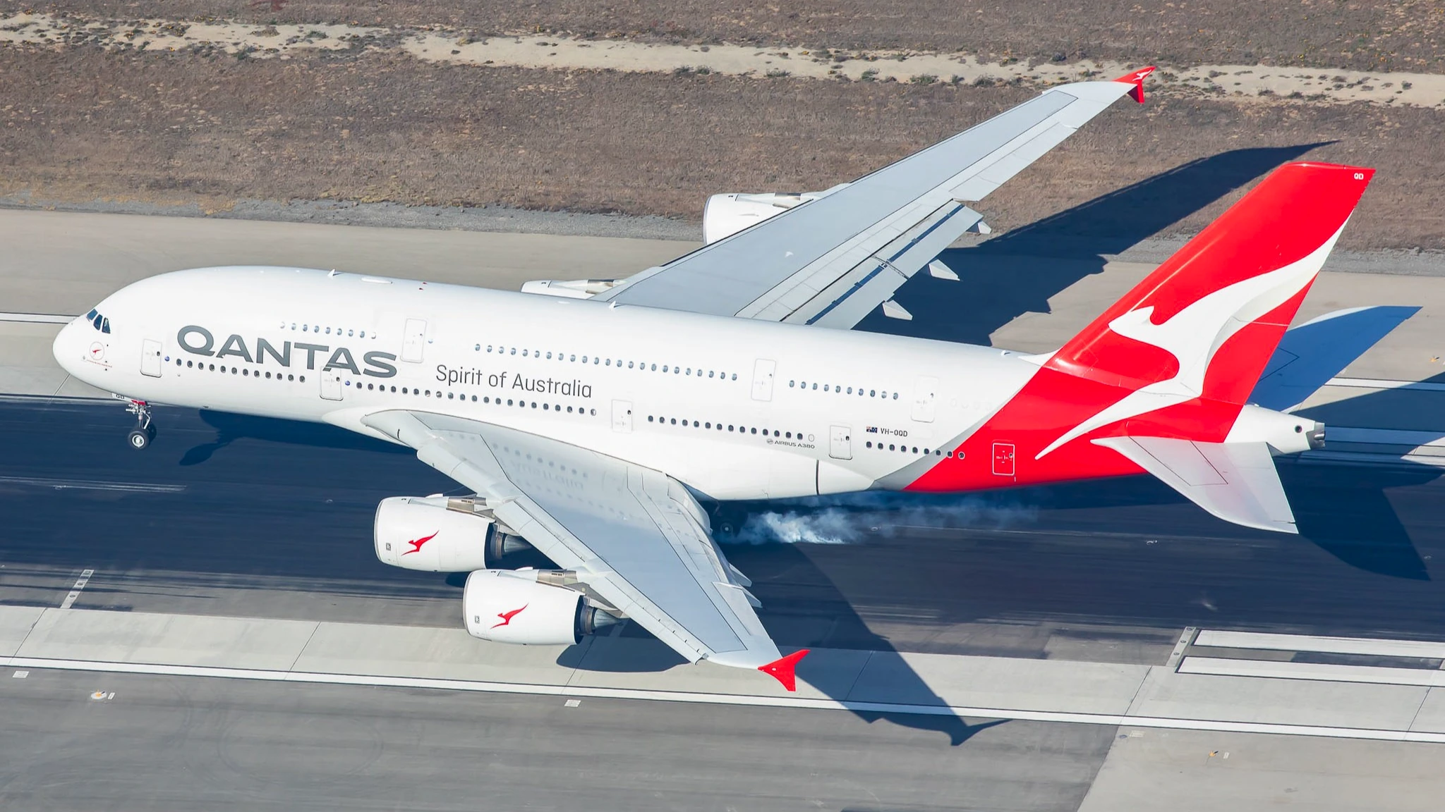 airasia-qantas-cut-flights-fastest-growing-economy