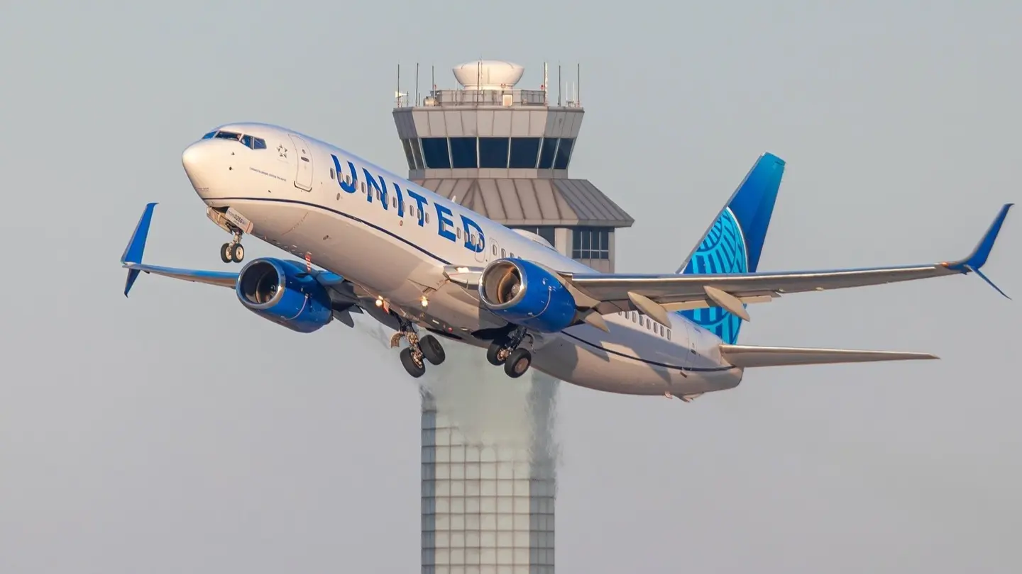 united-airlines-cuts-thousands-flights-chicago-faa-capacity-limits
