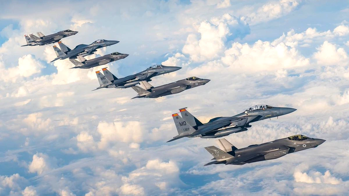 worlds-largest-air-force-108-new-aircraft