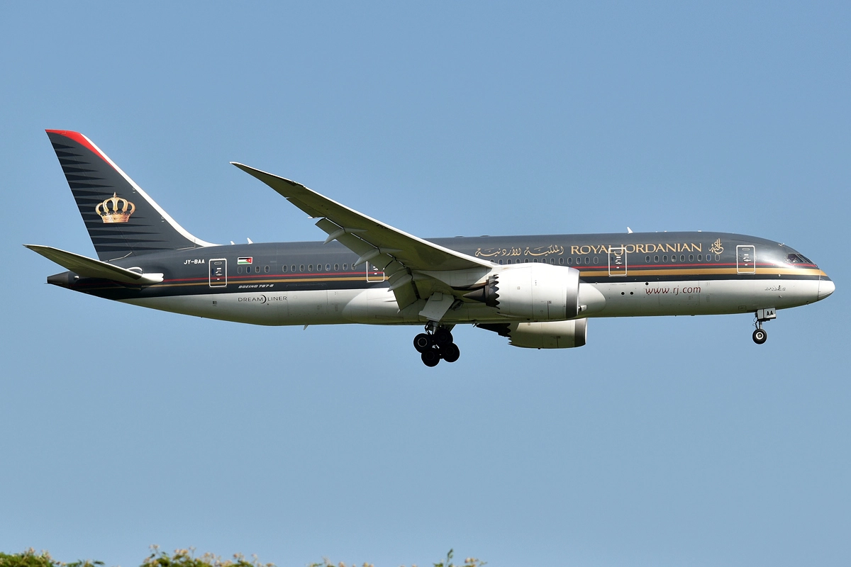royal-jordanian-bus-crash-jfk-kills-two