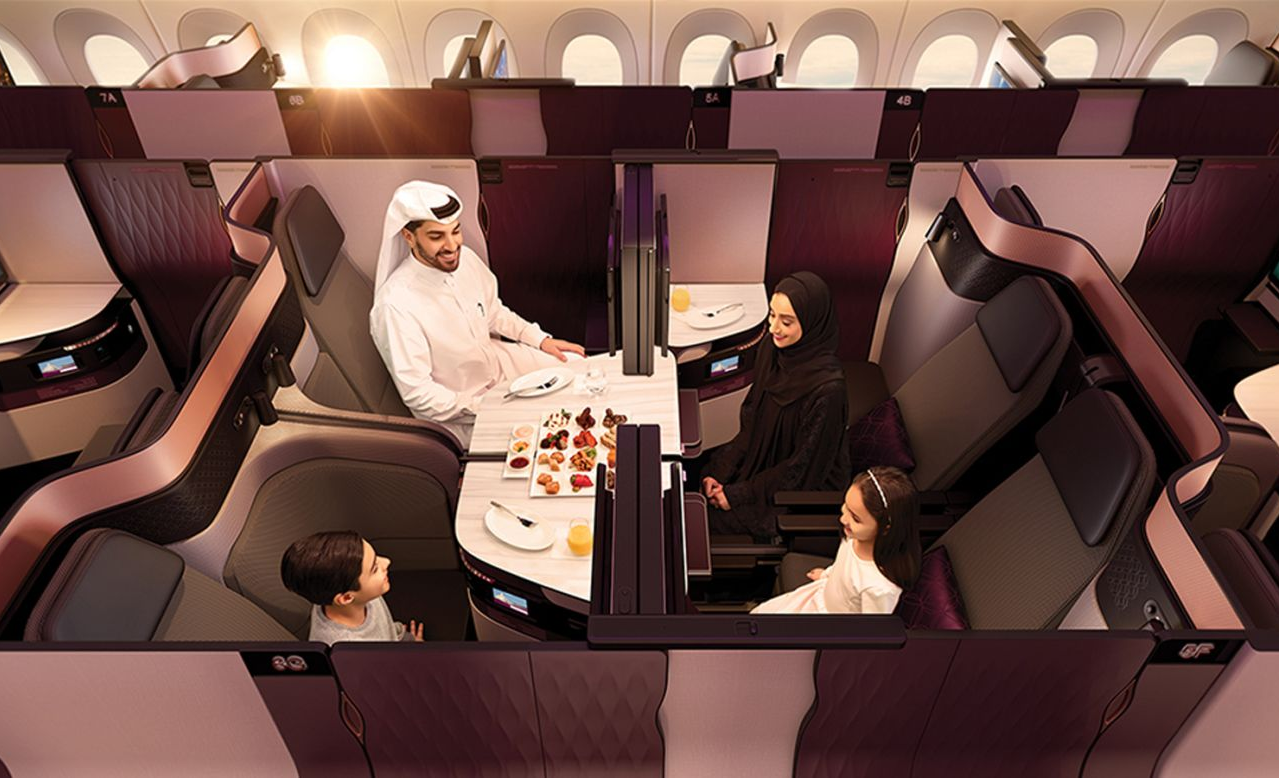 qatar-airways-passenger-shut-mouth-request