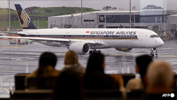 singapore-airlines-extends-middle-east-flight-cancellations