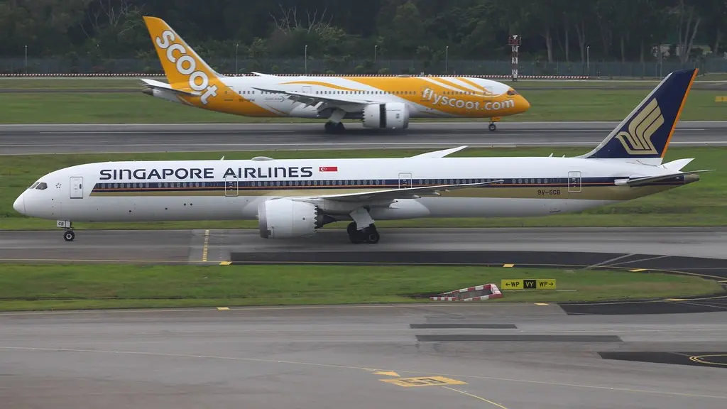 singapore-airlines-scoot-turbulence-crew-injured-safety-lapses