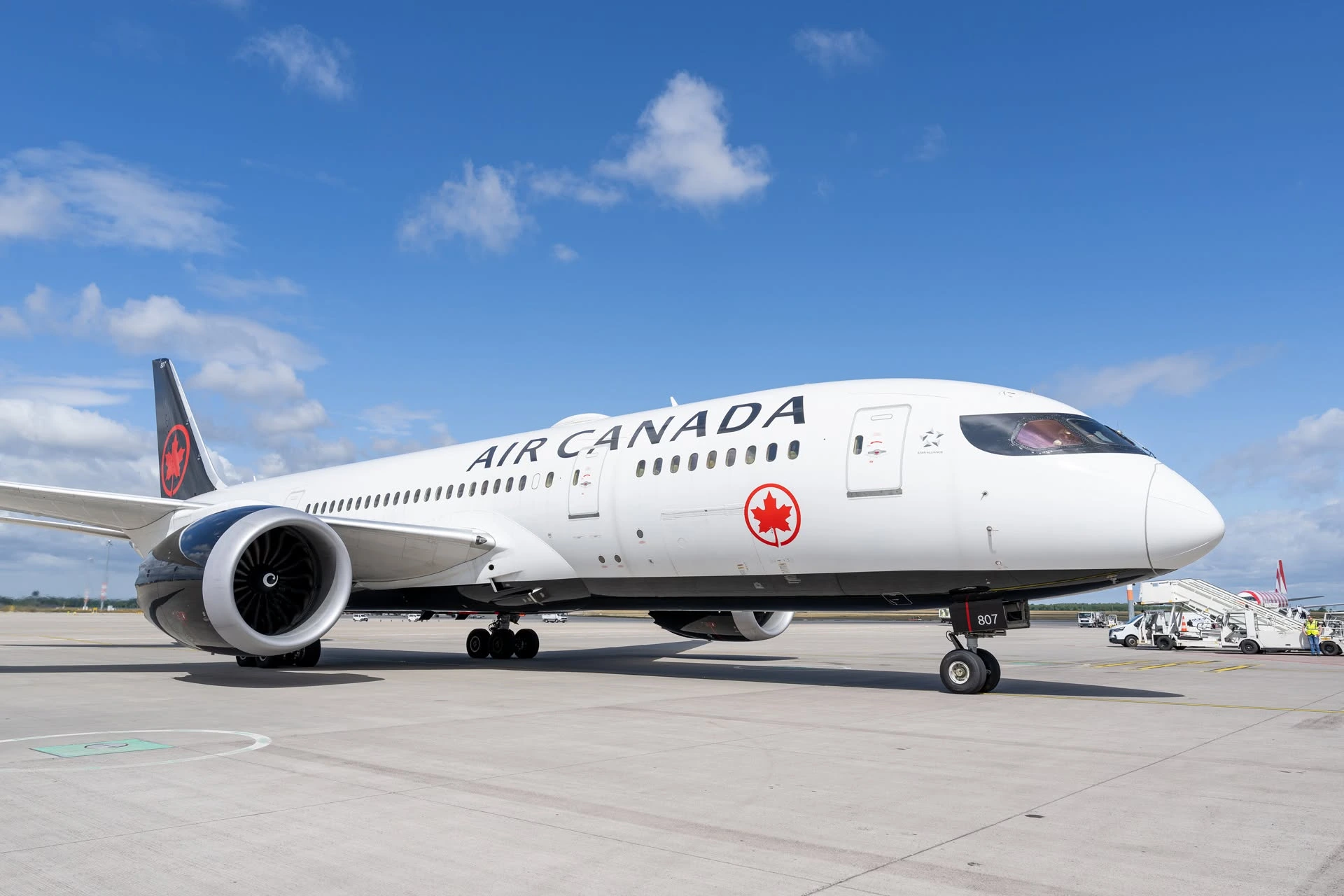 air-canada-employees-arrested-montreal-airport-drug-probe