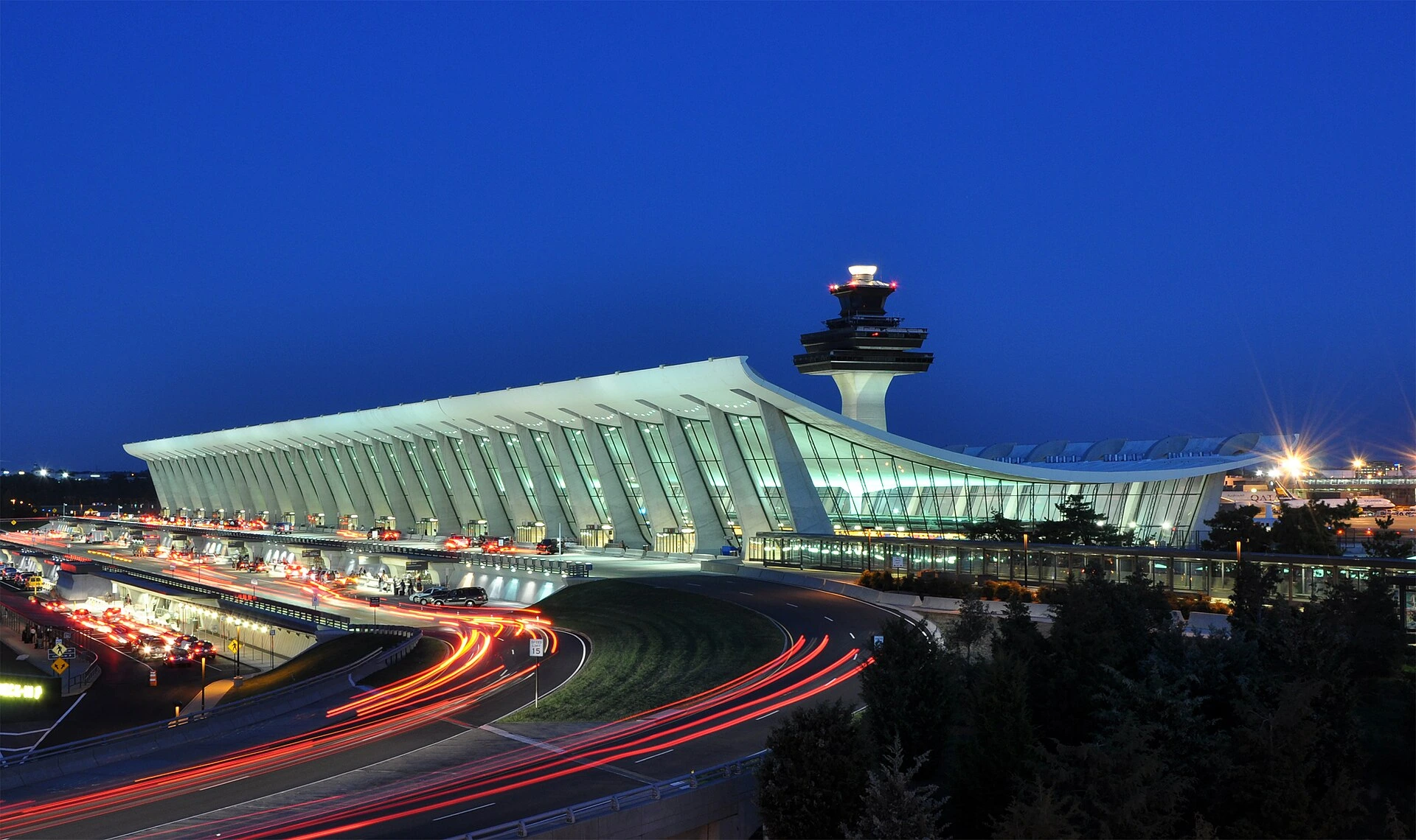 dulles-airport-historic-22-billion-upgrade-largest-parking