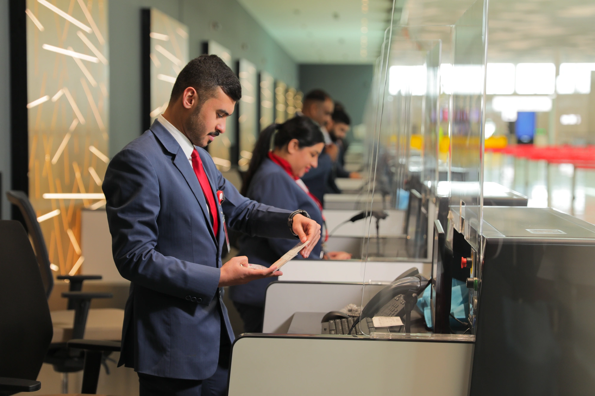 top-10-best-airport-staff-in-middle-east-2026