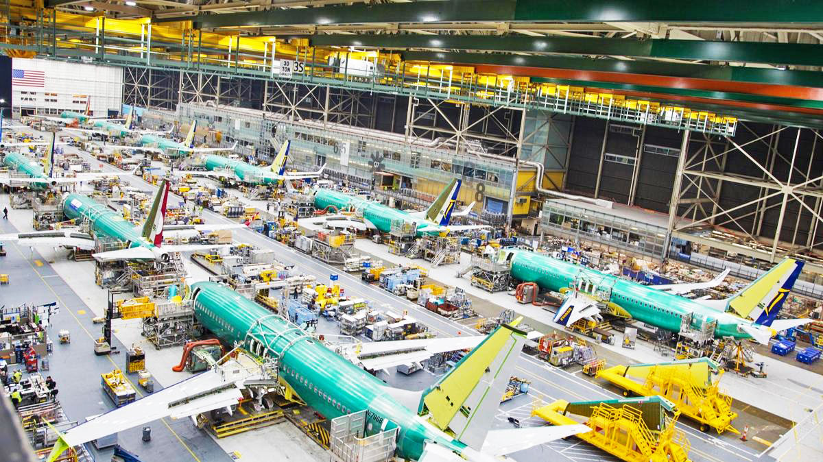 boeing-737-production-rises-17000-engineers-near-strike