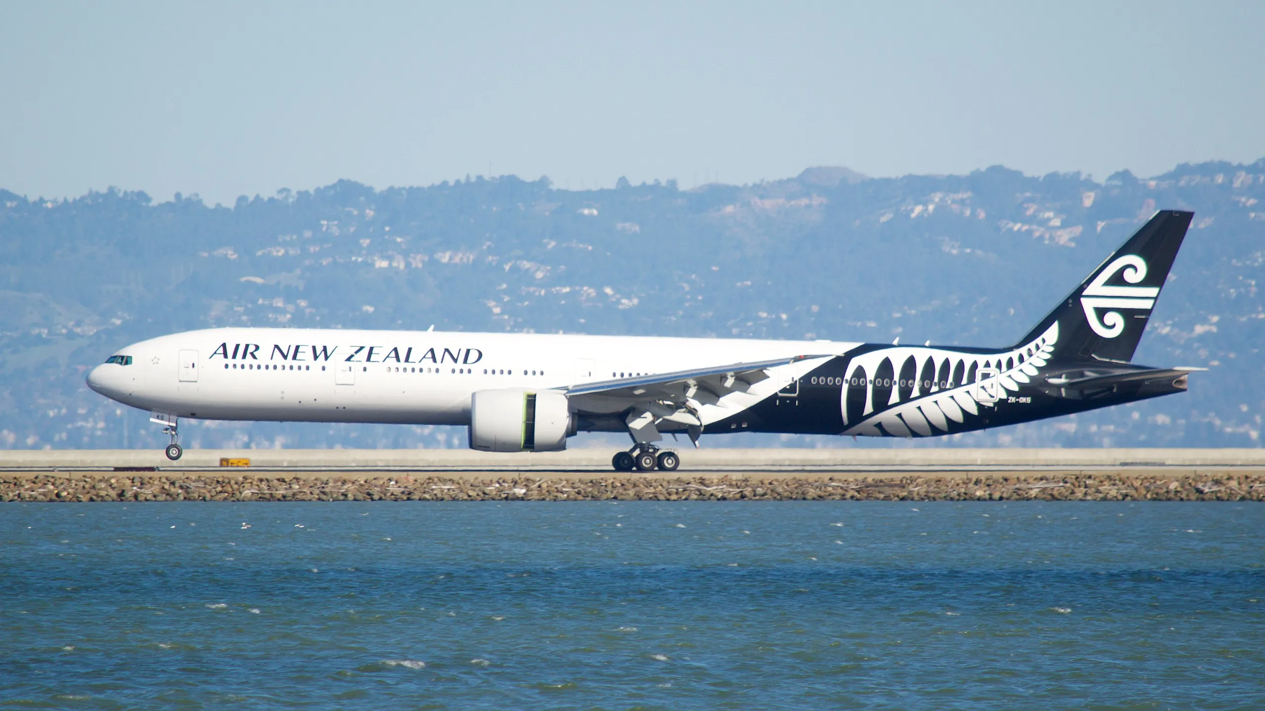 air-new-zealand-hobart-auckland-route-170-flights-33000-seats