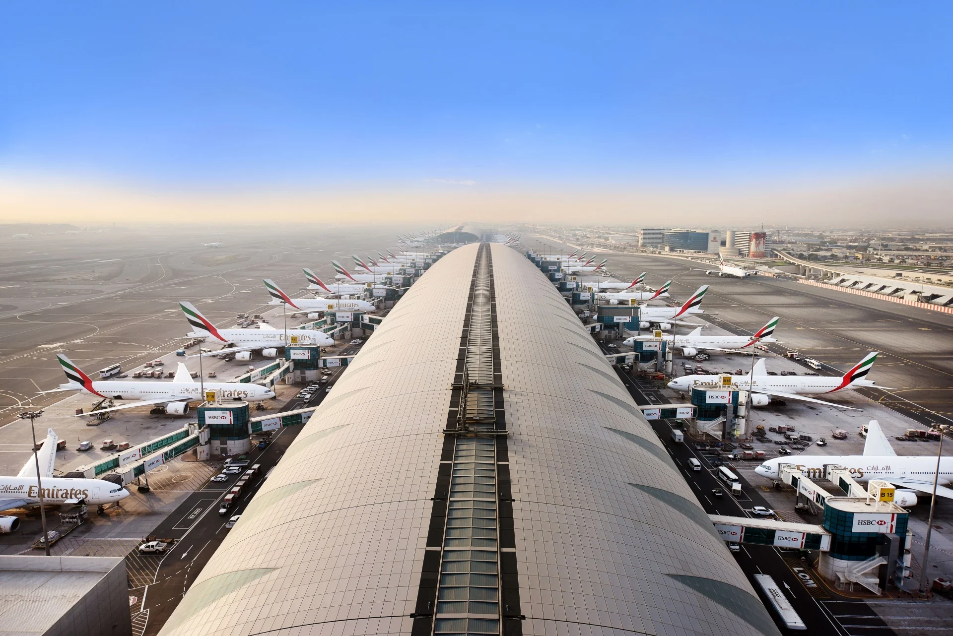 dubai-suspends-iranian-flights-tehran-uae-airspace-restrictions