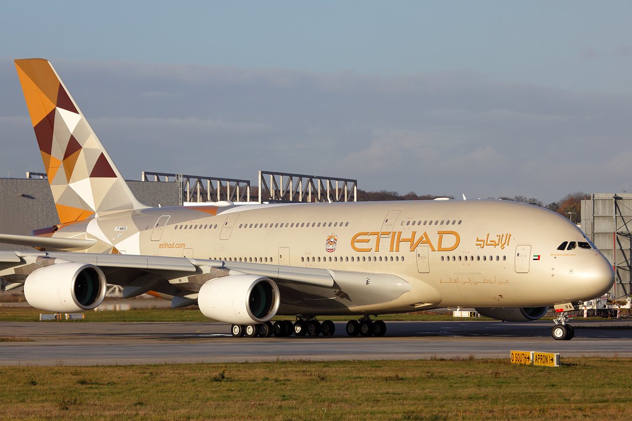 etihad-a380-tokyo-abu-dhabi-flight-diverted-hong-kong