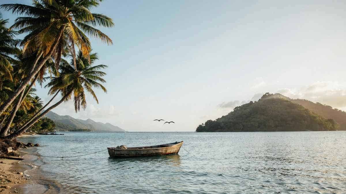 tobago-guadeloupe-volcanic-lakes-tropical-jungles-island-wonders