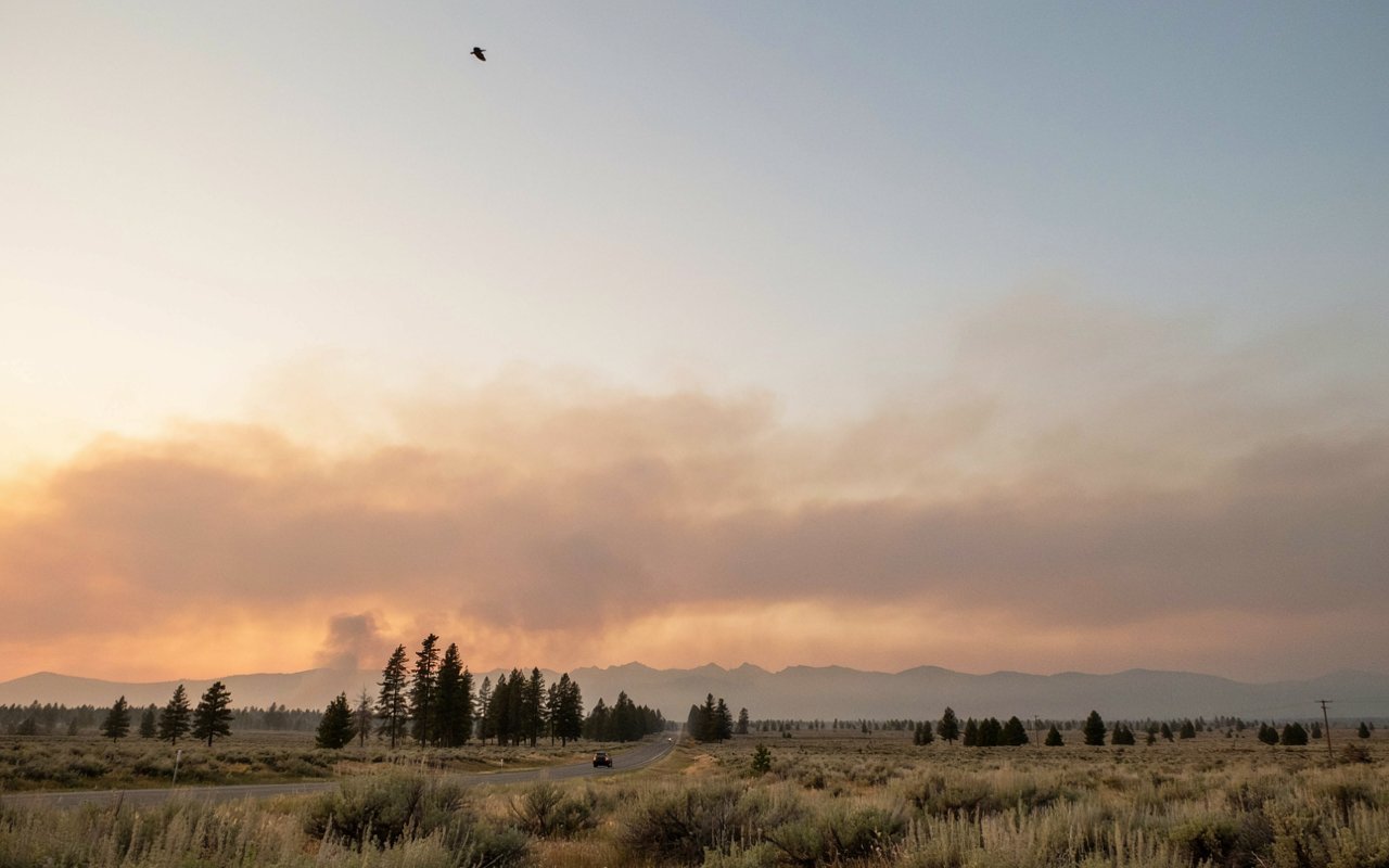 oregon-travel-warning-wildfire-smoke-tourism-impact