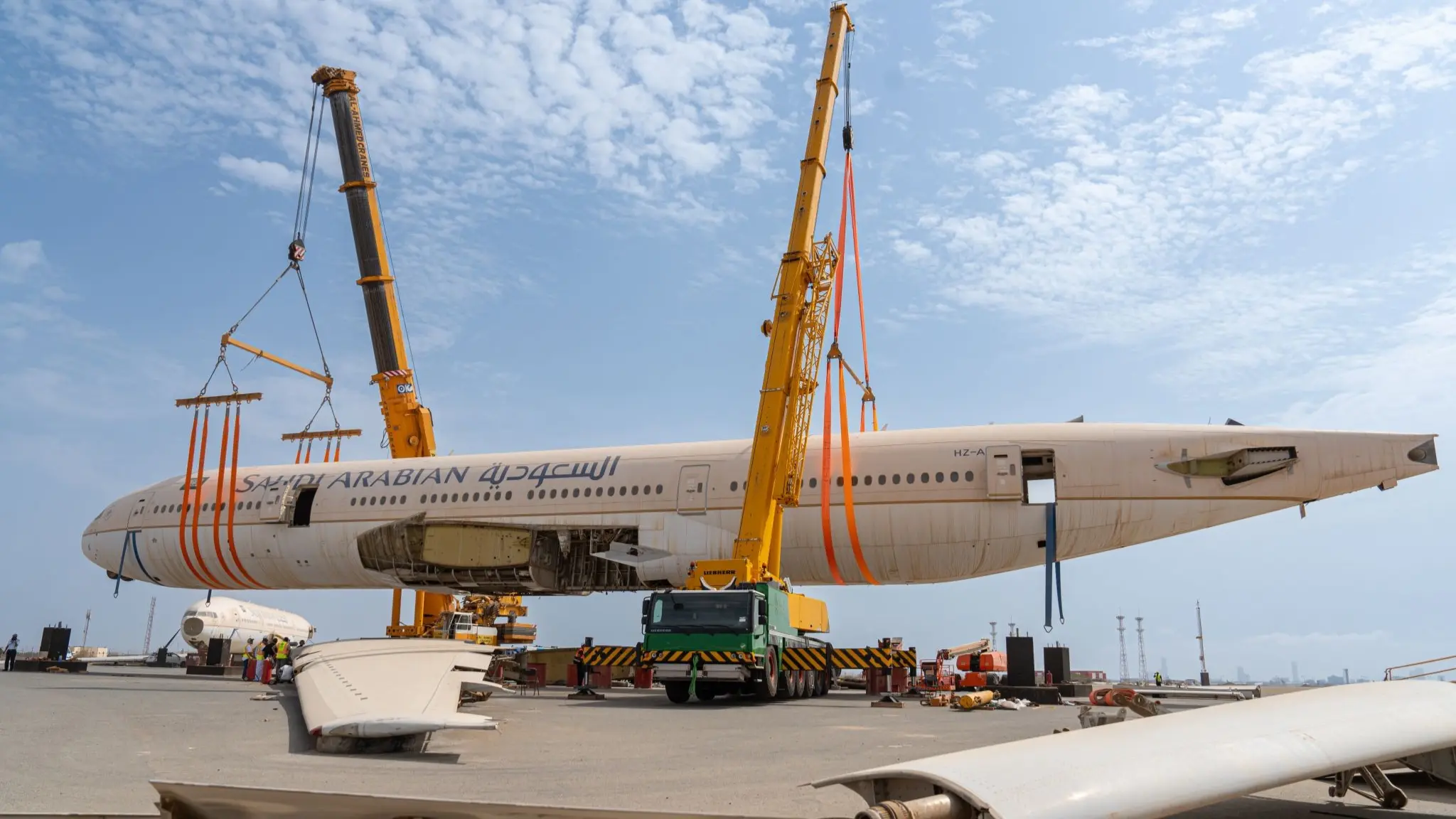 airbus-a320neo-boeing-737-max-jets-dismantling