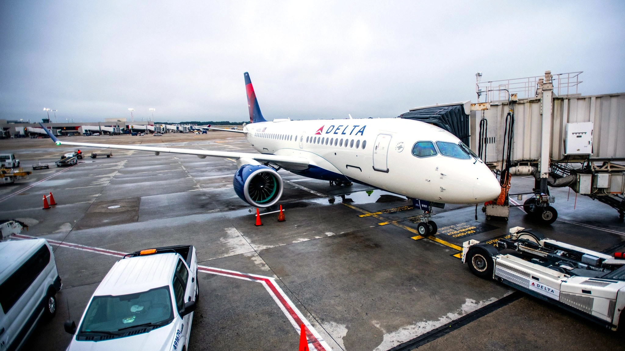 delta-passenger-breast-pump-dispute-viral-backlash