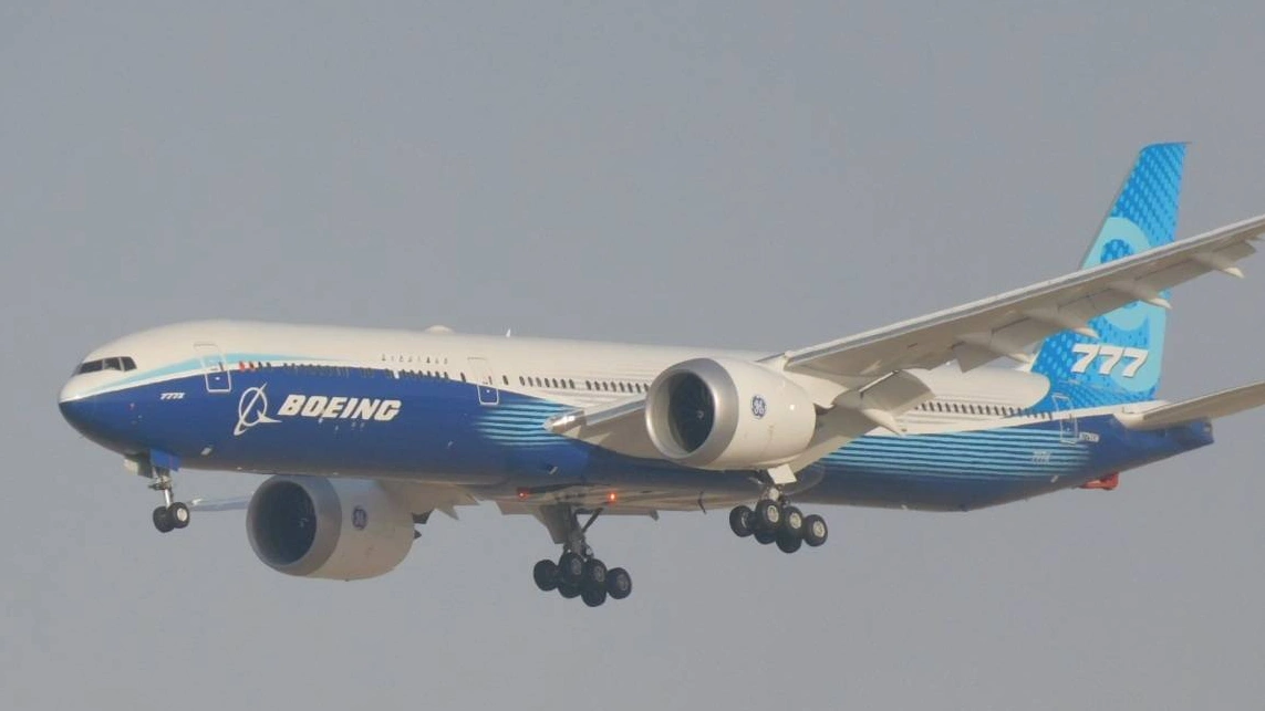 boeing-777x-bigger-windows-wider-cabin-future-flying