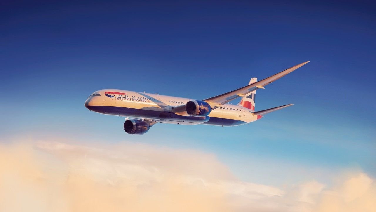 uk-france-winter-storms-halloween-flight-disruption