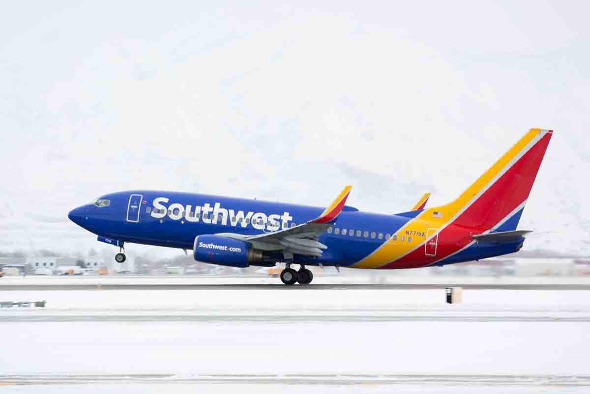 southwest-boeing-787-dreamliner-long-haul-delta-united-alaska