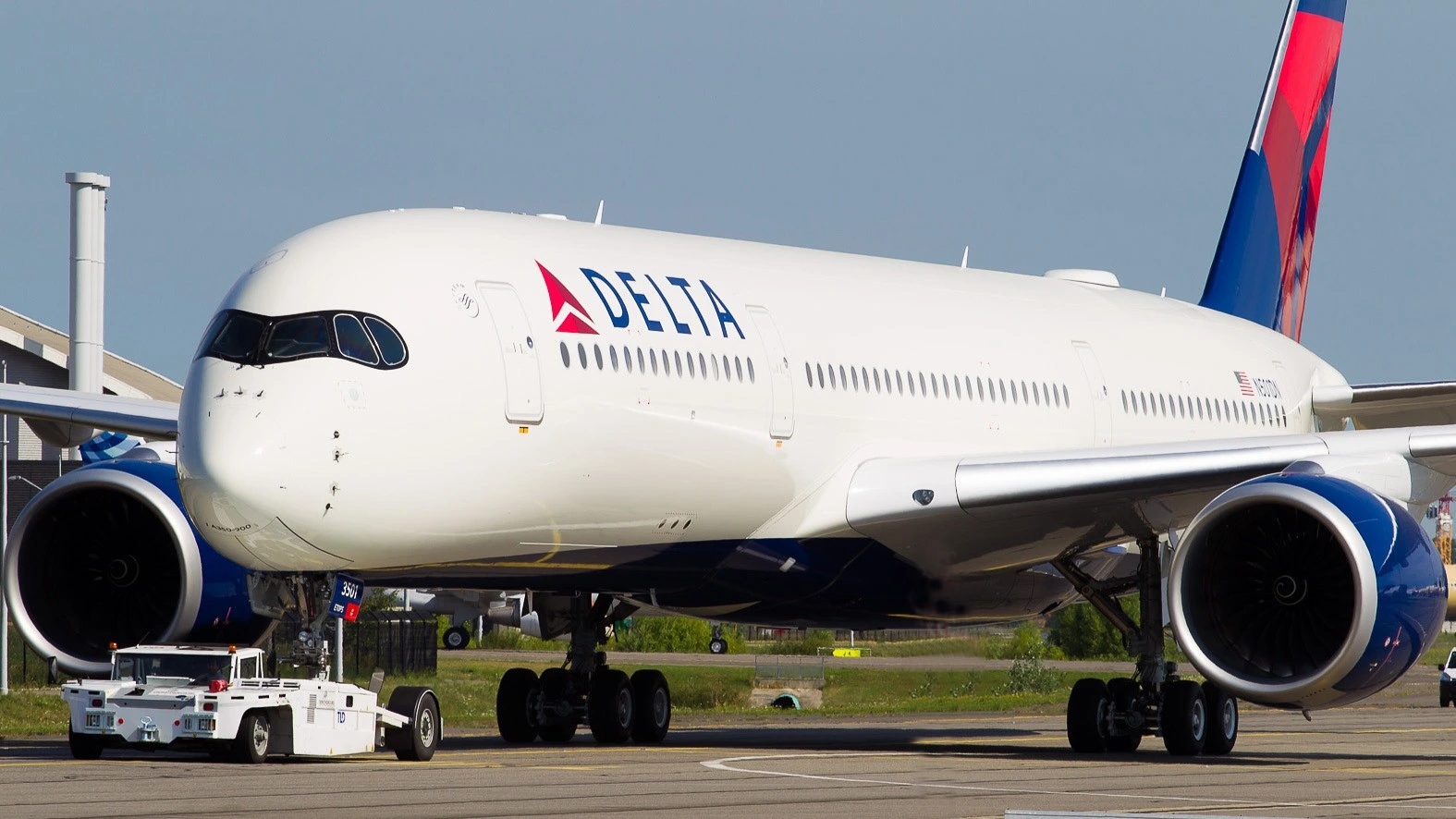 delta-riyadh-flights-postponed-saudi-route-takeoff