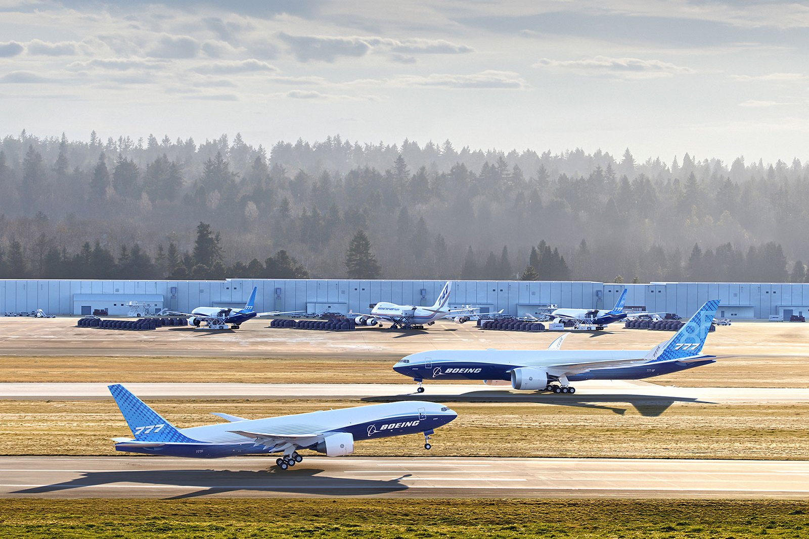boeing-777-largest-widebody-cargo-fleet-overtakes-747